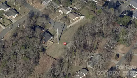 4914 Charleston Dr, Charlotte, NC 28212