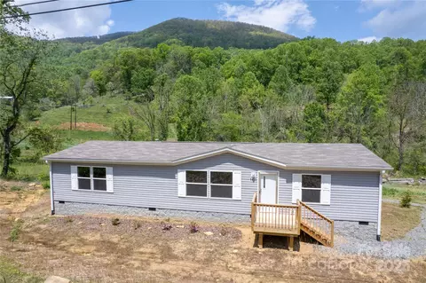1455 Newfound Rd, Leicester, NC 28748