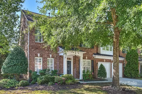 7942 Oratorio Pl, Charlotte, NC 28270