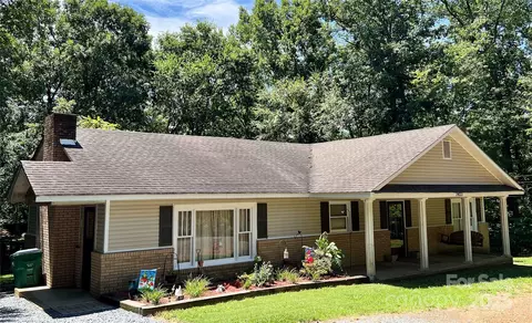 1423 Wiscassett St, Albemarle, NC 28001