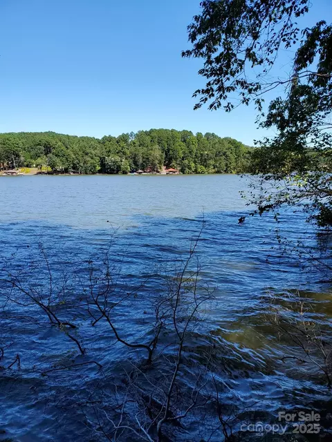 134 Winwood Cir, Granite Falls, NC 28630