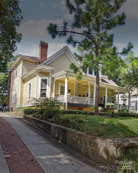 374 Union S St S, Concord, NC 28025