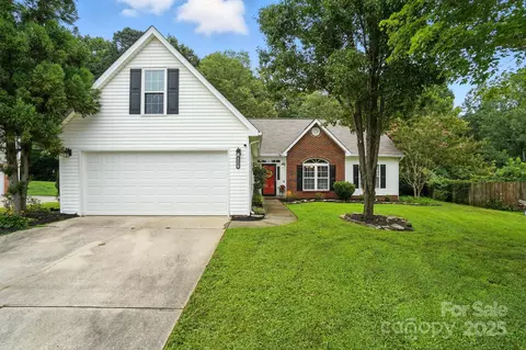 129 Arbridge Ct, Mount Holly, NC 28120