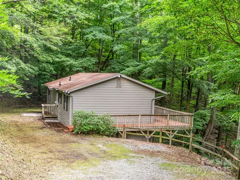 186 Hamlin Ln, Mars Hill, NC 28754