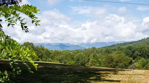 9999 Kimberly 17 Ln #17, Franklin, NC 28734