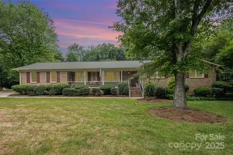 205 Plantation Rd, Rock Hill, SC 29732