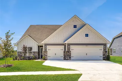 2267 Moon Crest Rd, Lancaster, SC 29720