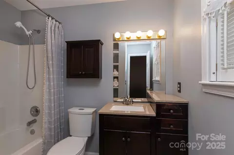 Bath - 1713 Bernard Ave, Kannapolis, NC 28083 photo 1 of 2