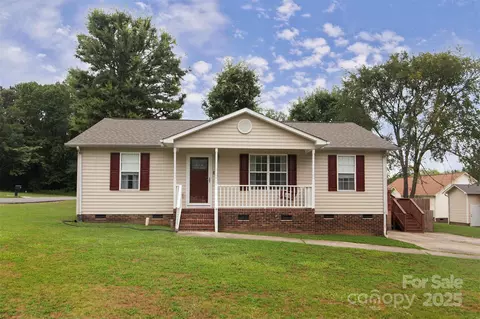 1713 Bernard Ave, Kannapolis, NC 28083