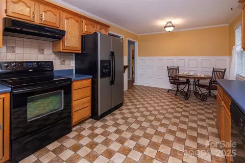 Kitchen - 1713 Bernard Ave, Kannapolis, NC 28083 photo 4 of 4