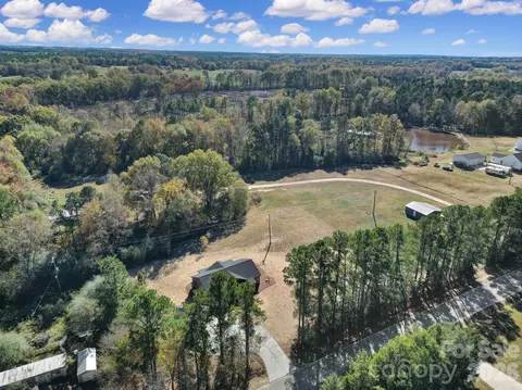 View/Area - 230 E Doc Garris Rd, Lancaster, SC 29720 photo 4 of 6