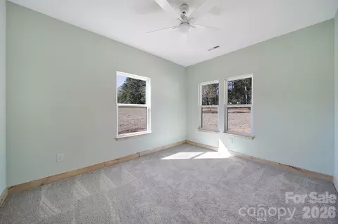 Bedroom - 230 E Doc Garris Rd, Lancaster, SC 29720 photo 2 of 7