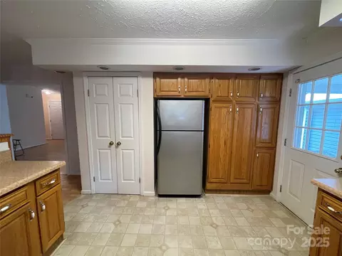 136 Lantern Ct, Troy, NC 27371 photo 8