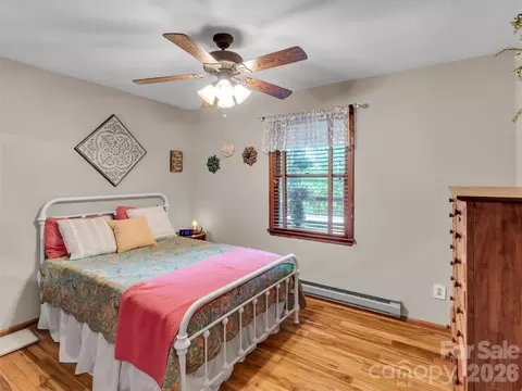 Bedroom - 346 Wendy Way, Clyde, NC 28721 photo 5 of 5