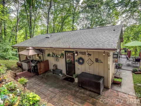 Exterior - 346 Wendy Way, Clyde, NC 28721 photo 2 of 20