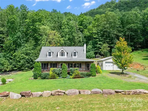 2216 Beans Creek Rd, Bakersville, NC 28705