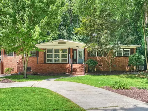 5814 Rose Valley Dr, Charlotte, NC 28210