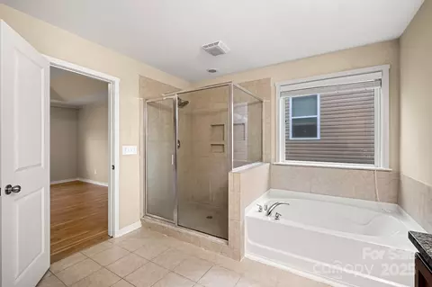 Bath - 705 Shellbark Dr, Concord, NC 28025 photo 2 of 2