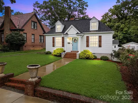 318 N 5th St, Albemarle, NC 28001