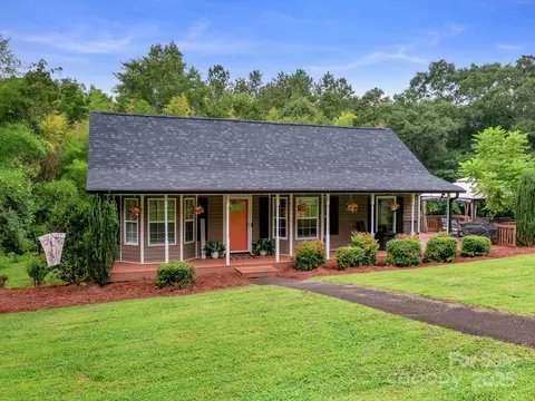 2578 Laboratory Rd, Lincolnton, NC 28092