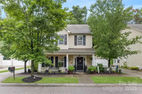 11434 Heritage Green Dr, Cornelius, NC 28031