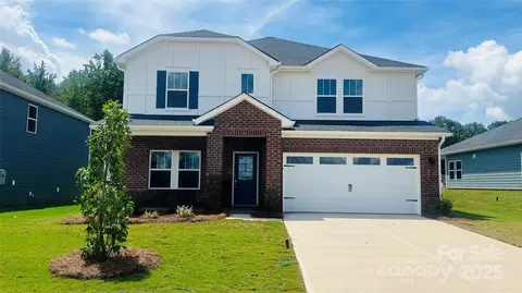 314 Hilsaw Ct, York, SC 29745