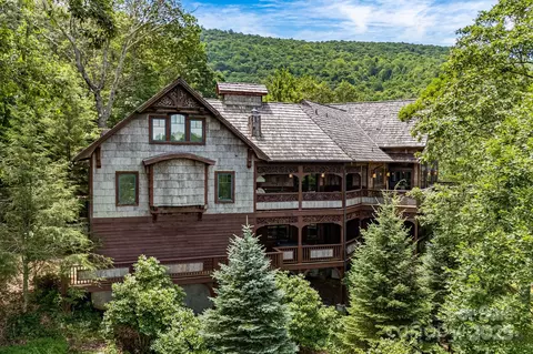 159 Adirondack Dr, Boone, NC 28607