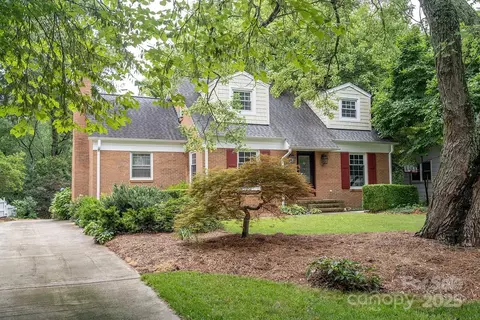 1240 Worcaster Pl, Charlotte, NC 28211