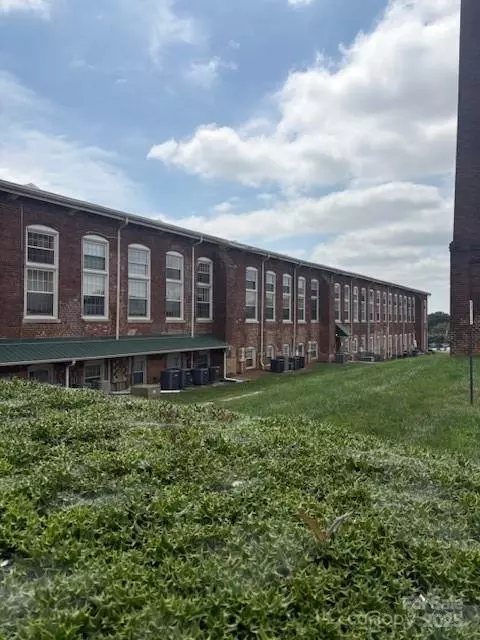 1 Buffalo Nw 81 Ave NW #81, Concord, NC 28025