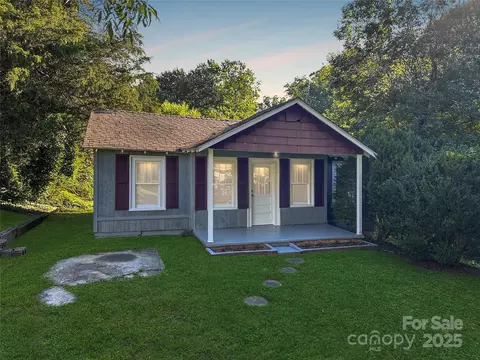 Exterior - 41 Miller Ave, Marion, NC 28752 photo 1 of 4