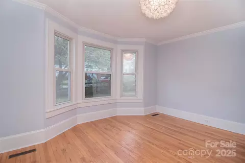 Living - 809 Walker St, Kannapolis, NC 28081 photo 5 of 5