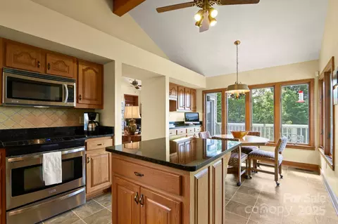 Kitchen - 1860 Hickory, Boone, NC 28607 photo 4 of 5