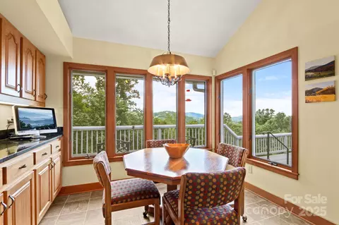 Dining - 1860 Hickory, Boone, NC 28607 photo 4 of 5