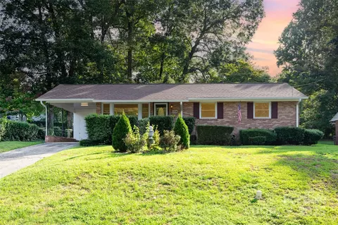 1314 Fern Forest Dr, Gastonia, NC 28054