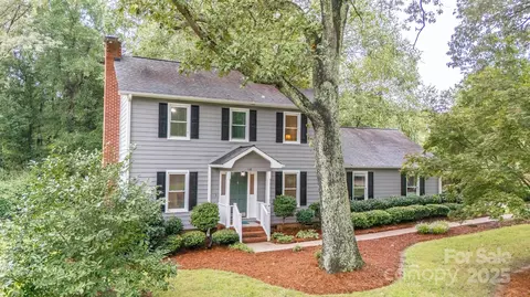 118 Underwood Dr, Mount Holly, NC 28120