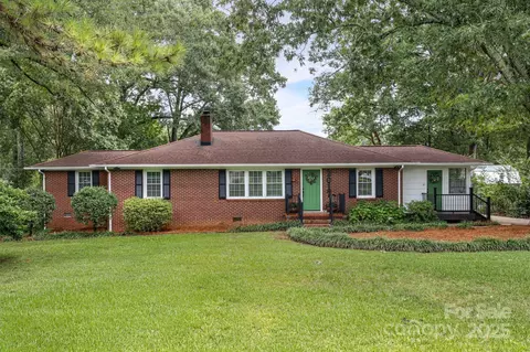 2017 Lynn Cir, Rock Hill, SC 29732