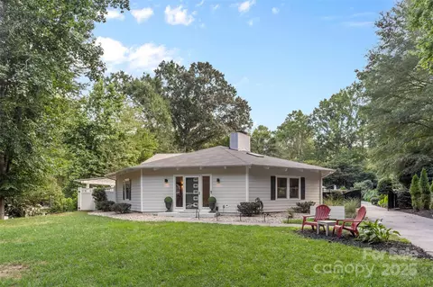 5017 Celeste Ct, Charlotte, NC 28270