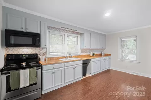 128 Wilson Ne St NE, Concord, NC 28025