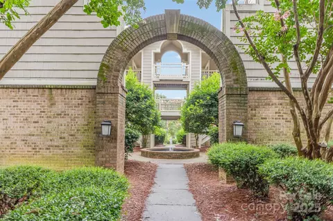 5007 Sharon M Rd #M, Charlotte, NC 28210