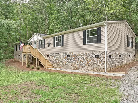 1383 Ce Stewart Rd, Clover, SC 29710