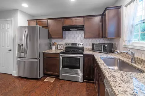 Kitchen - 2539 Arnold Dr, Monroe, NC 28110 photo 3 of 3