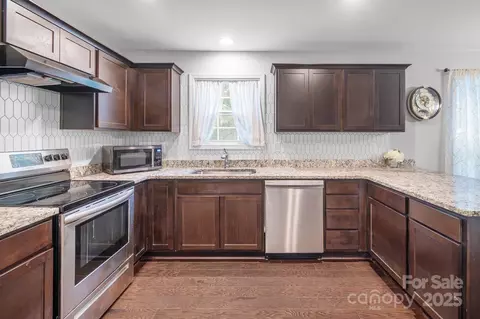 Kitchen - 2539 Arnold Dr, Monroe, NC 28110 photo 2 of 3