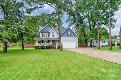Exterior - 2539 Arnold Dr, Monroe, NC 28110 photo 1 of 5