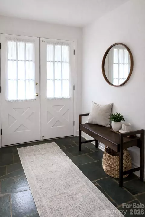 Entry Way - 135 Devon Dr, Salisbury, NC 28147 photo 2 of 2