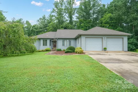 3730 Rabbits Run Pl, Lenoir, NC 28645