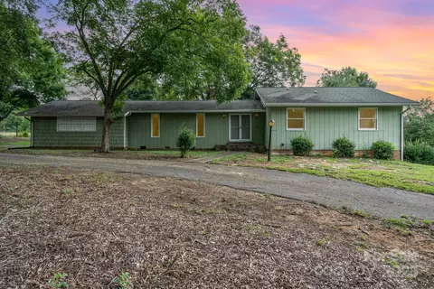 4571 Laurelwood Ct, Concord, NC 28025