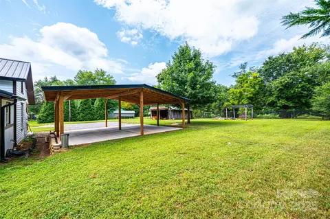 Exterior - 4645 Rifle Range Rd, Conover, NC 28613 photo 10 of 11