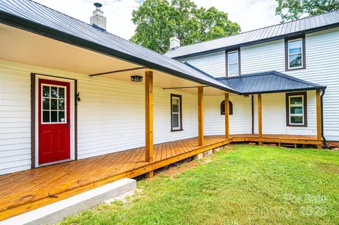 Exterior - 4645 Rifle Range Rd, Conover, NC 28613 photo 7 of 11