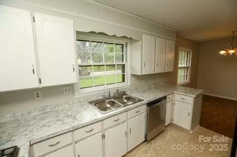 Kitchen - 101 Hemlock Dr, Salisbury, NC 28147 photo 3 of 3