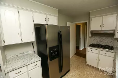 Kitchen - 101 Hemlock Dr, Salisbury, NC 28147 photo 2 of 3